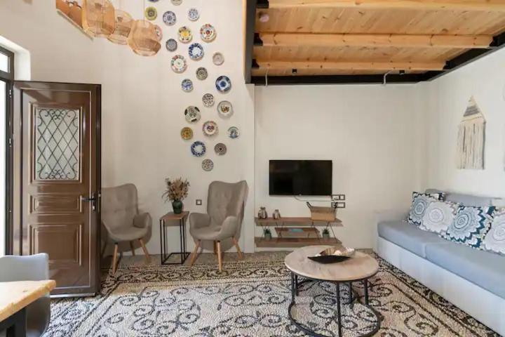 Kyrangelo Traditional House With Outdoor Jacuzzi Koskinou  Exterior photo